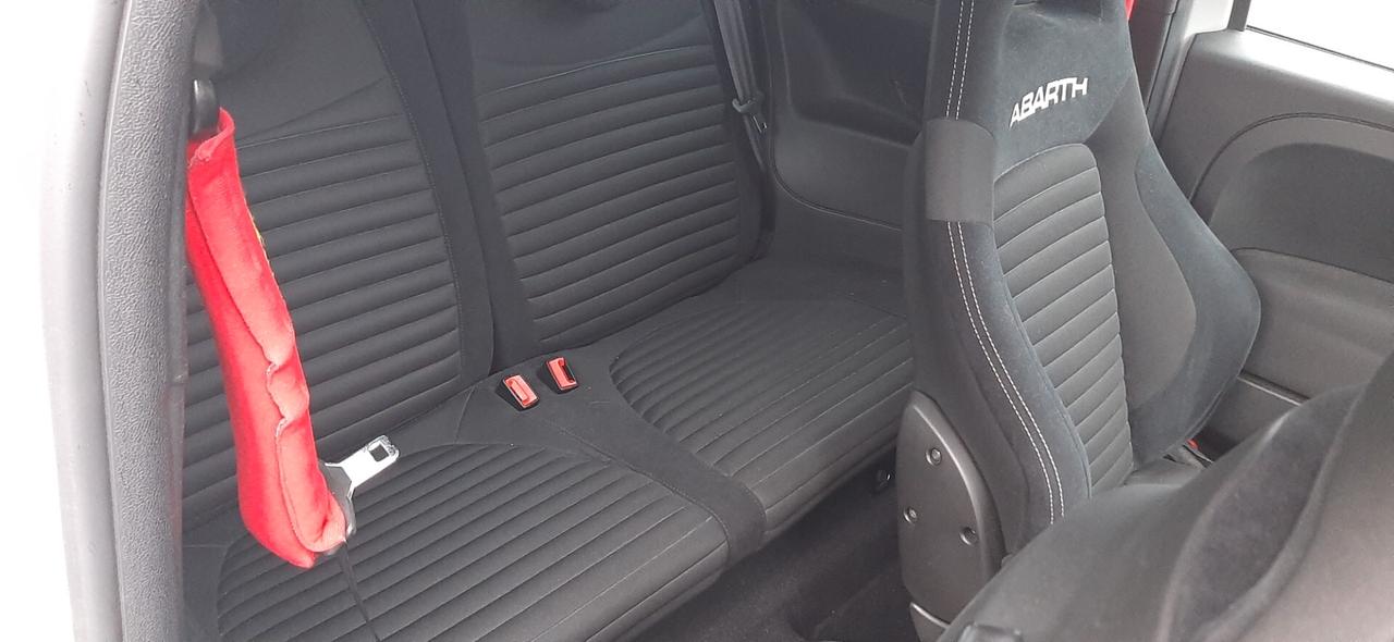 Abarth 695 180CV