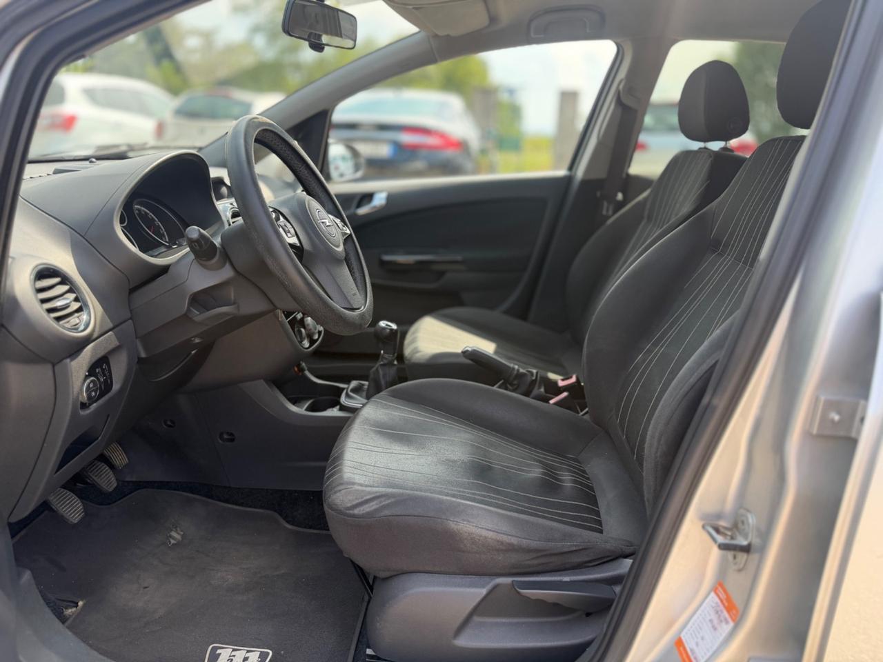 Opel Corsa 1.2 (140.000KM)
