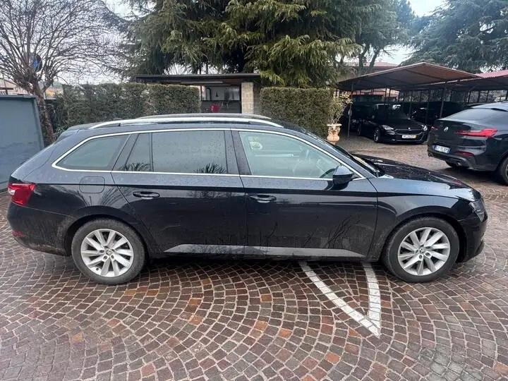 Skoda Superb 2.0 TDI EVO 122 CV SCR DSG Wagon Style