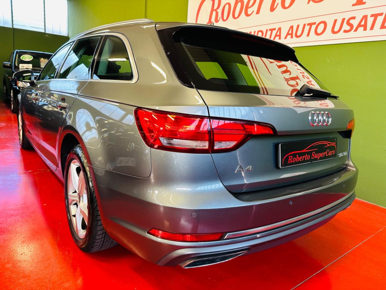 Audi A4 35 TDI 150CV S-Tronic 7Marce F1 S-Line
