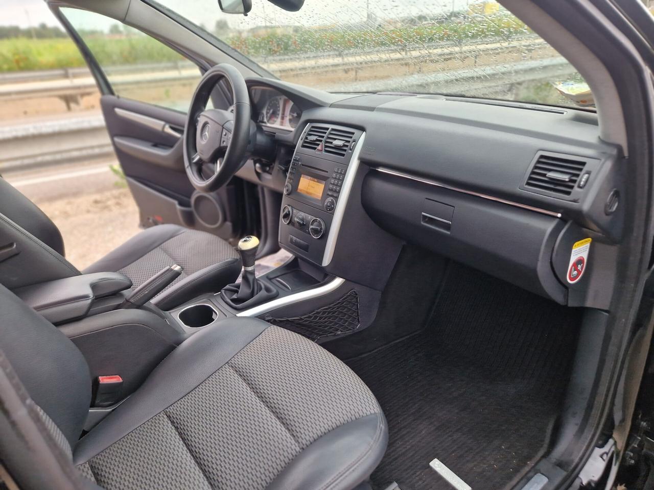 Mercedes-benz B 200 CDI Sport