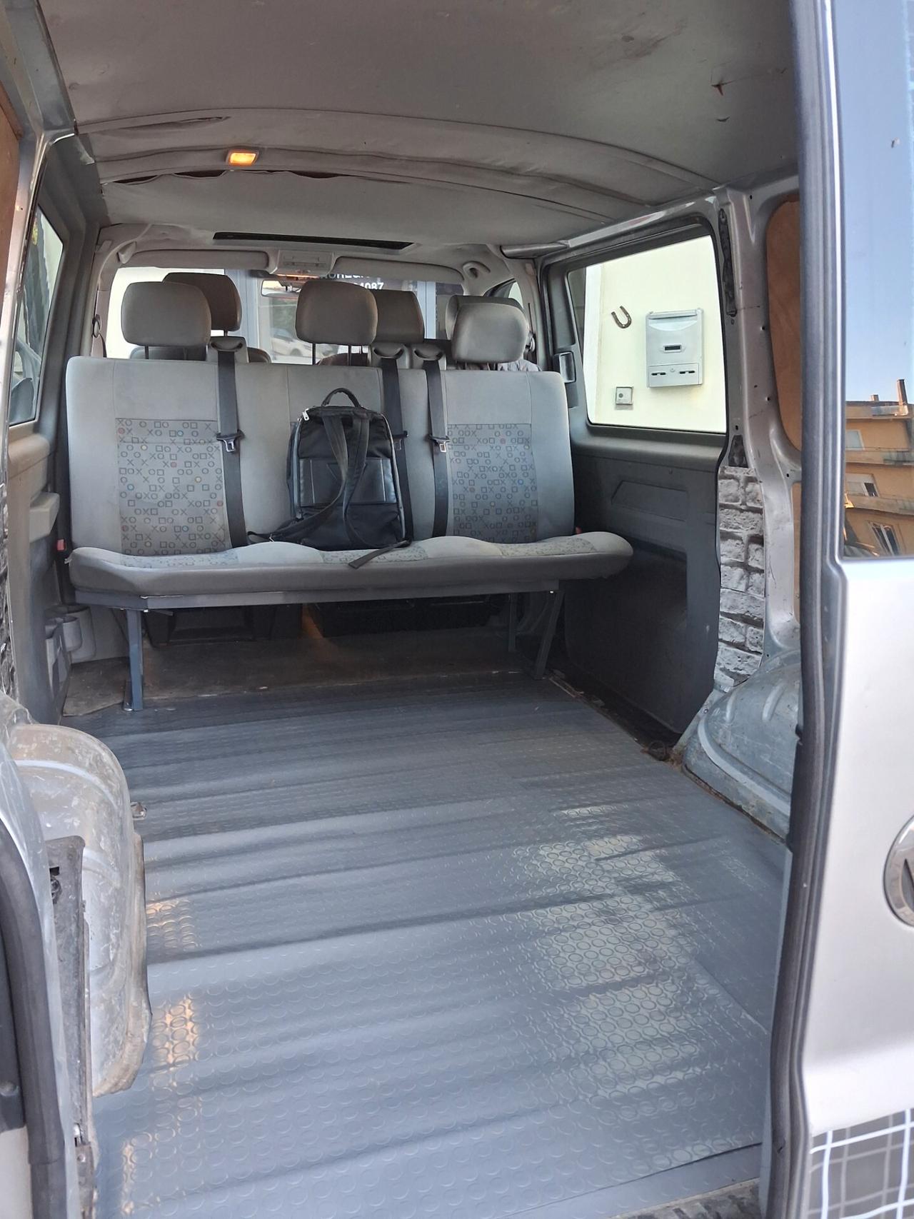 Volkswagen Multivan 2.5 TDI/130CV Comfortline