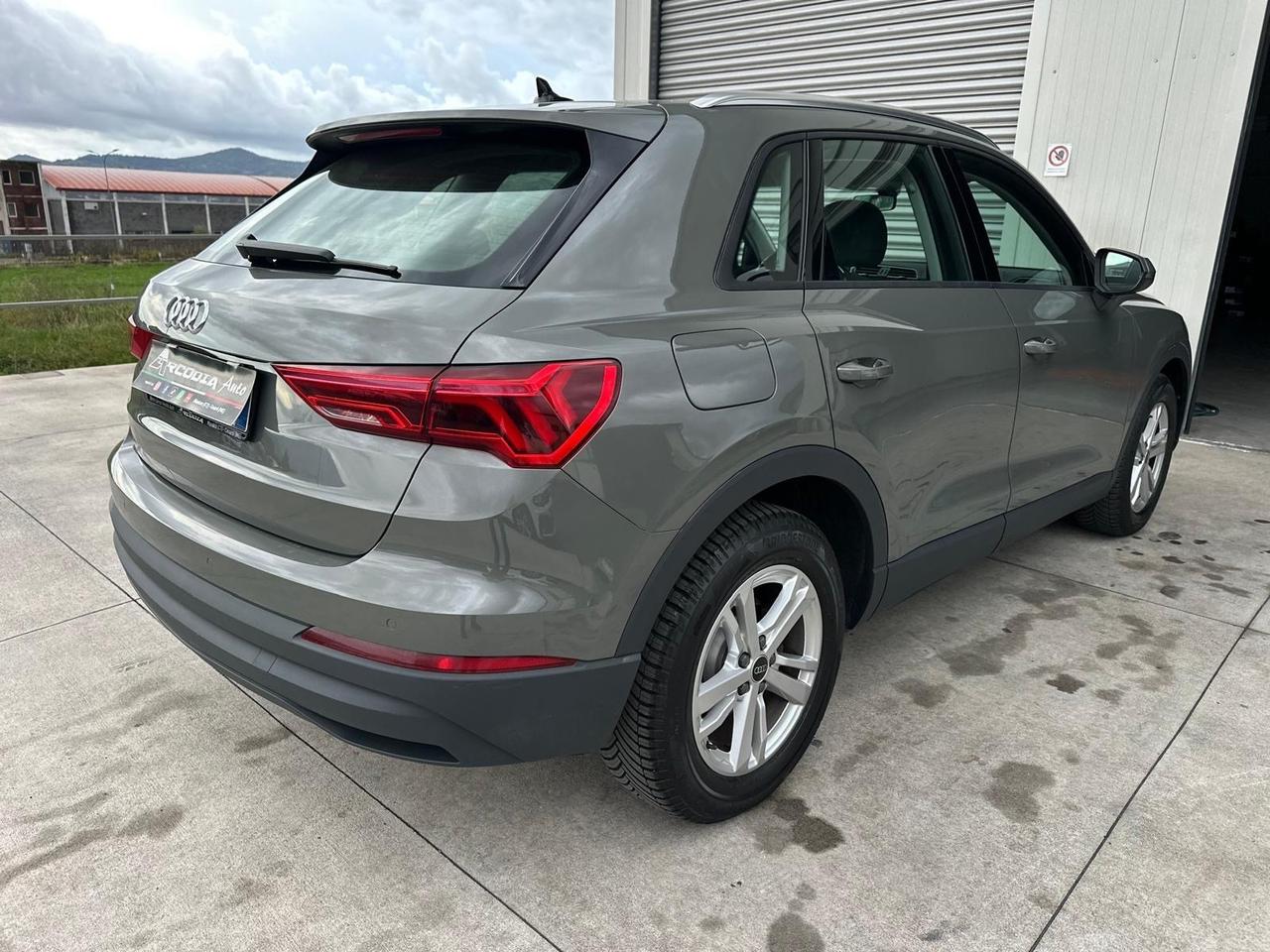 Audi Q3 35 TDI S tronic