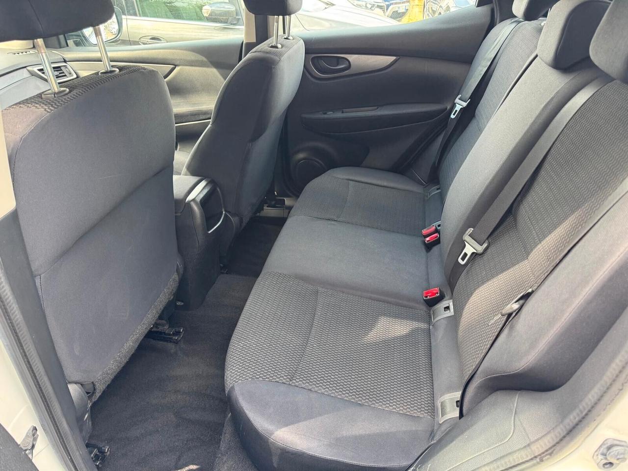 Nissan Qashqai Qashqai+2 1.5 dCi DPF Visia