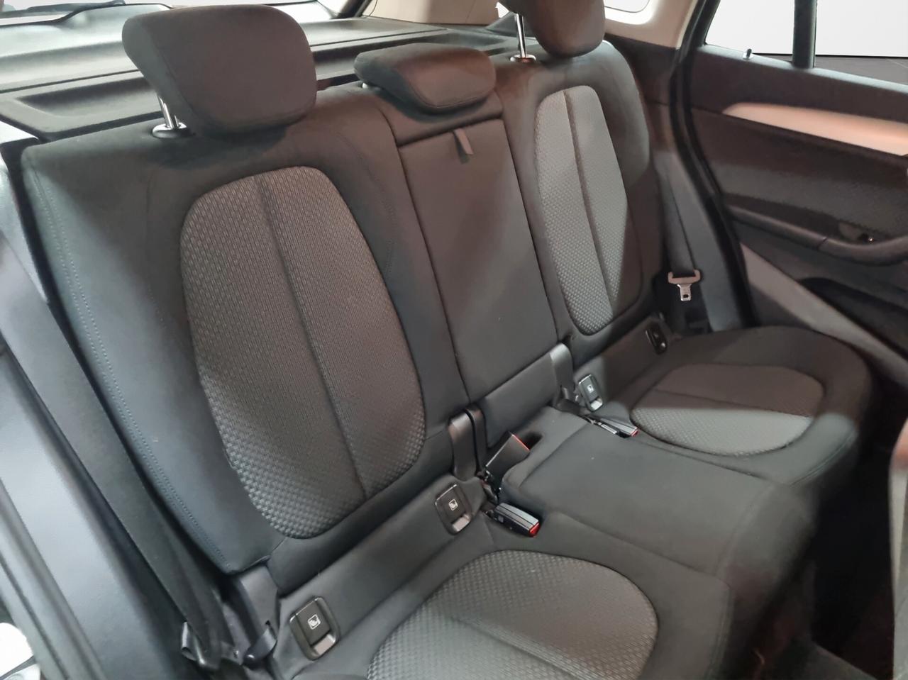 Bmw X1 sDrive18d Business Advantage AUTO