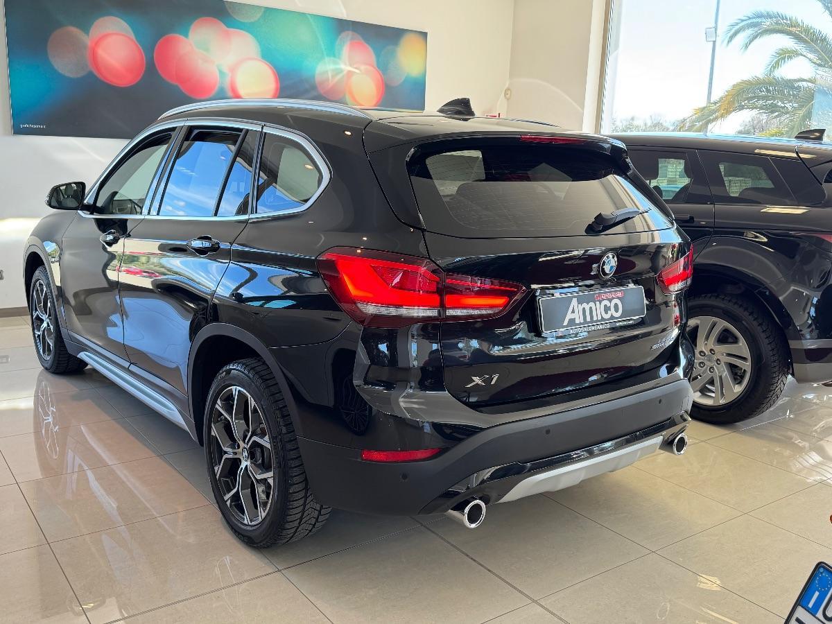 BMW X1 sDrive 18d xLine Pelle/Ambient Light