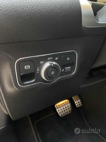 MERCEDES-BENZ GLB 200 d Automatic Premium AMG