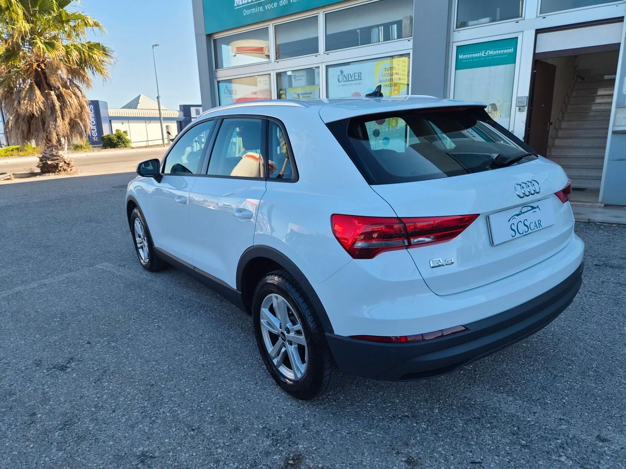 Audi Q3 2.0 TDI 150 CV * CAMBIO AUTOM.