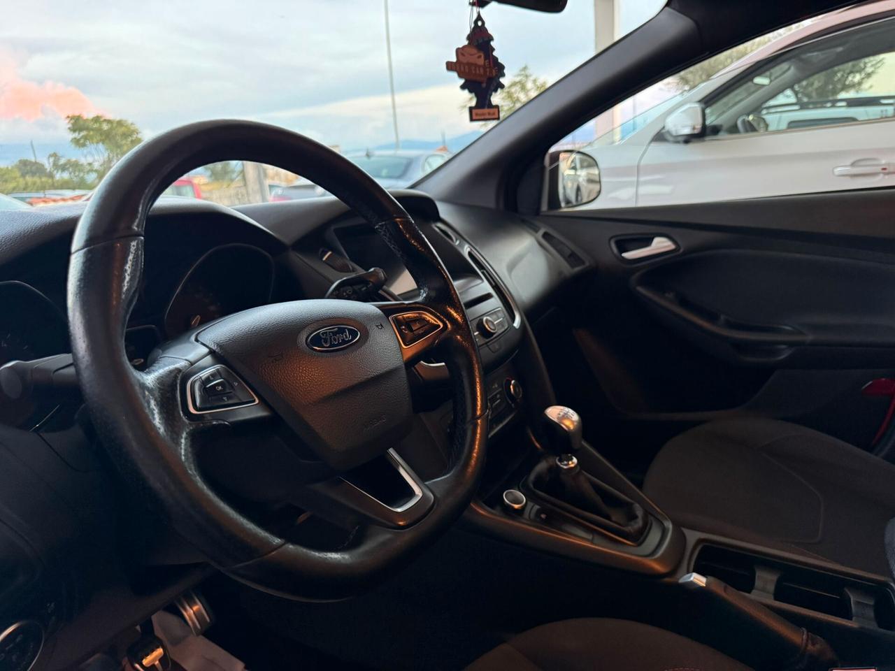 Ford Focus 1.5 TDCi 120 CV Start&Stop ST Line