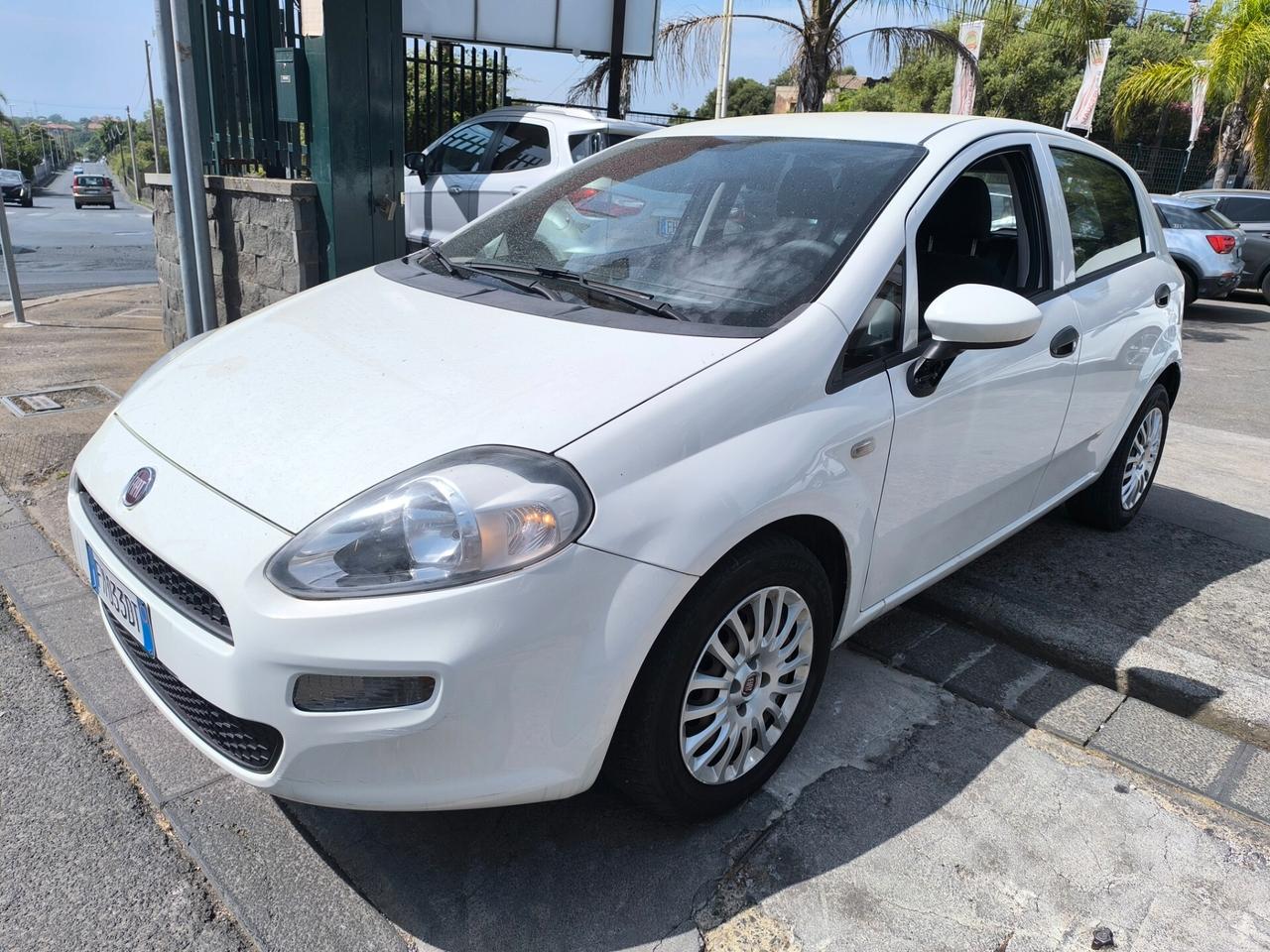 Fiat Punto 1.3 MJT II S&S 95 CV 5 porte Street