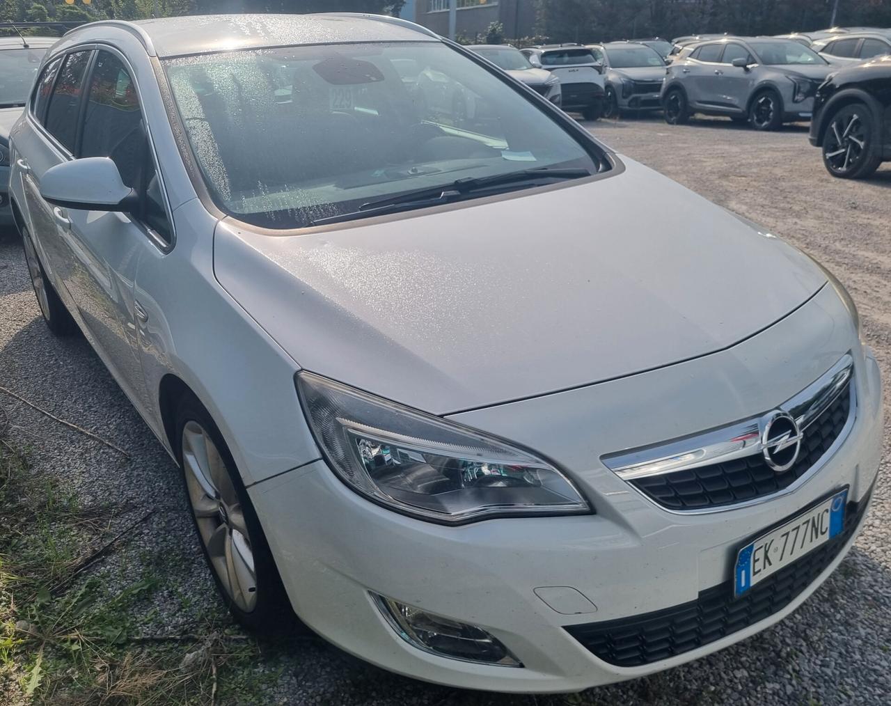 Opel Astra 1.7 CDTI 125CV Sports Tourer Cosmo