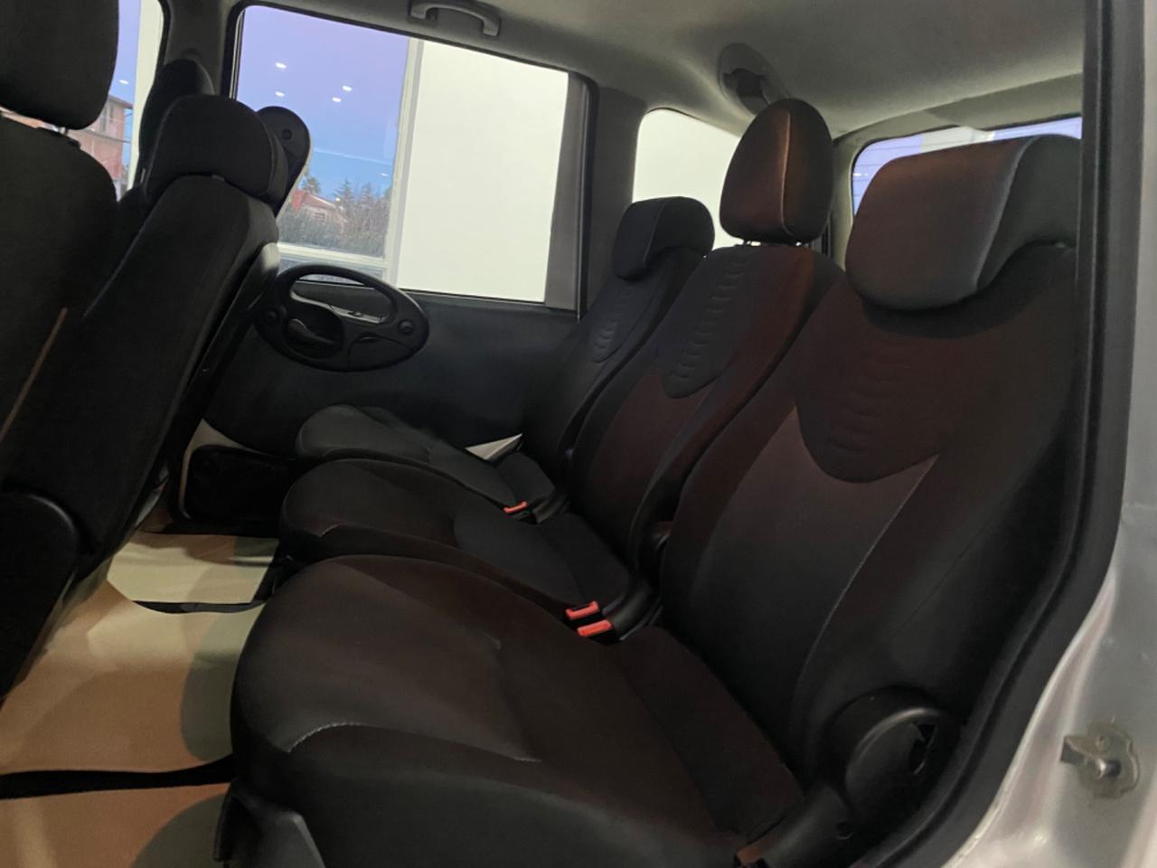 Fiat Multipla 1.9 MJT120cv Emotion 6P DA VETRINA2009
