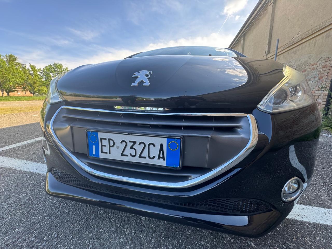 Peugeot 208 1.2 VTi 82 CV Splendide Condizioni