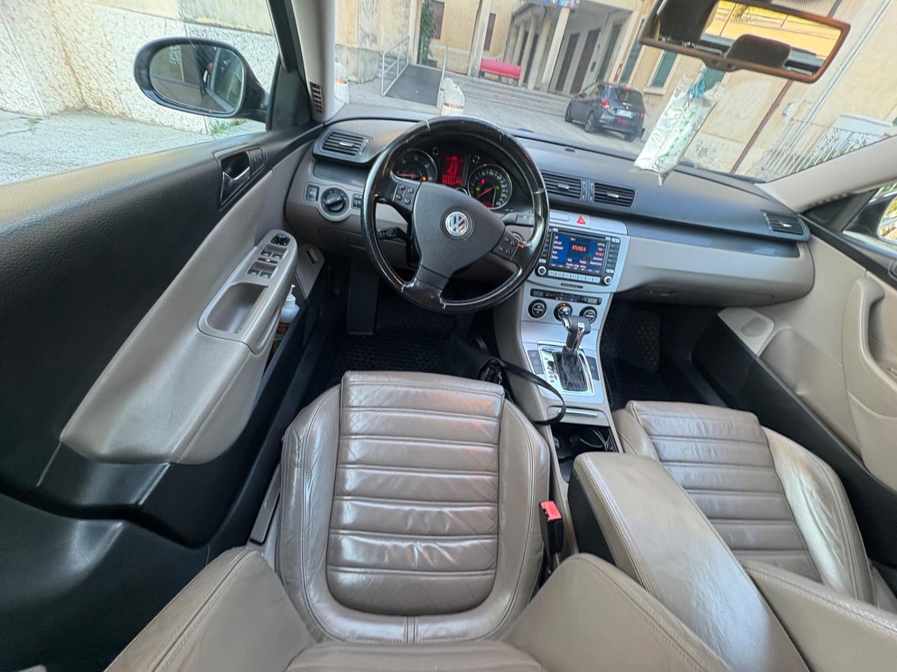 Volkswagen Passat 2.0 TDI DSG navi pelle