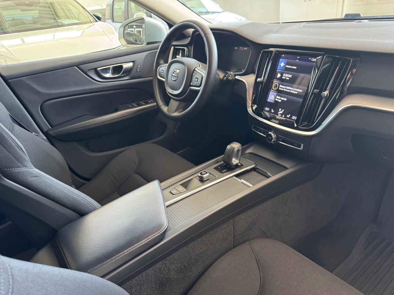 Volvo V60 aut. Momentum Business Pro