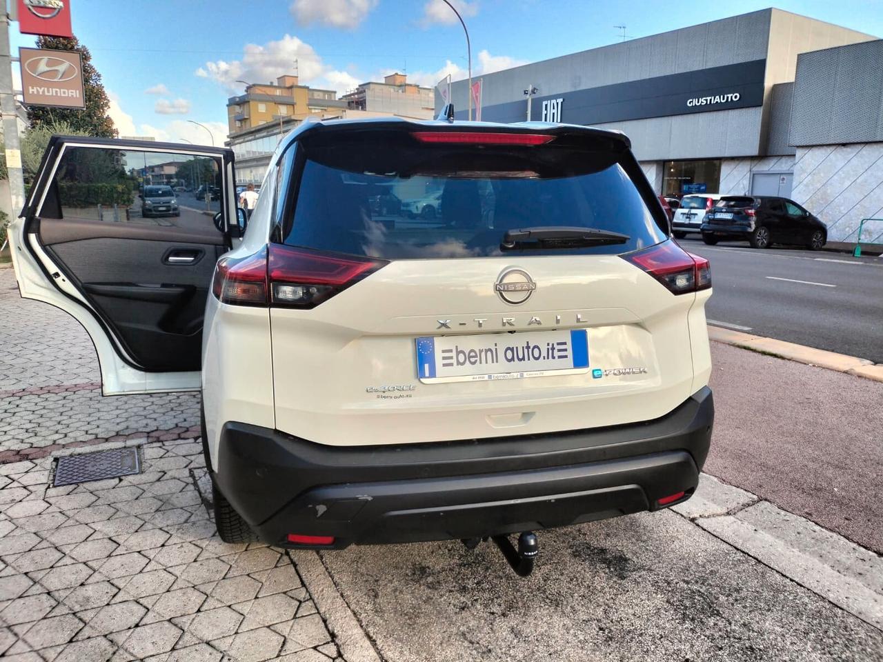 Nissan X-Trail e-Power e-4orce 4WD 5 posti N-Connecta del 2023 pochi km