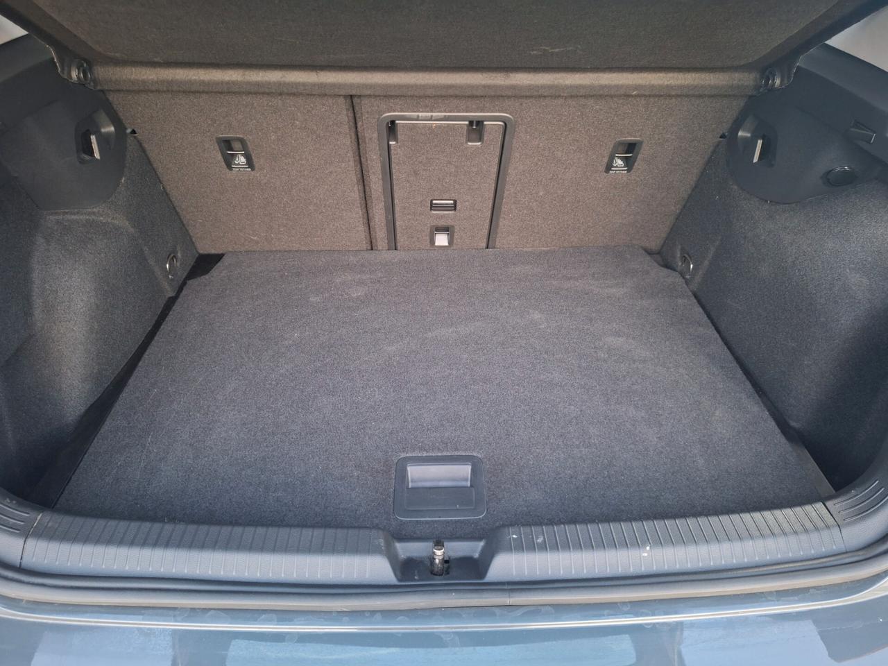 Volkswagen Golf 1.0 eTSI EVO DSG Life