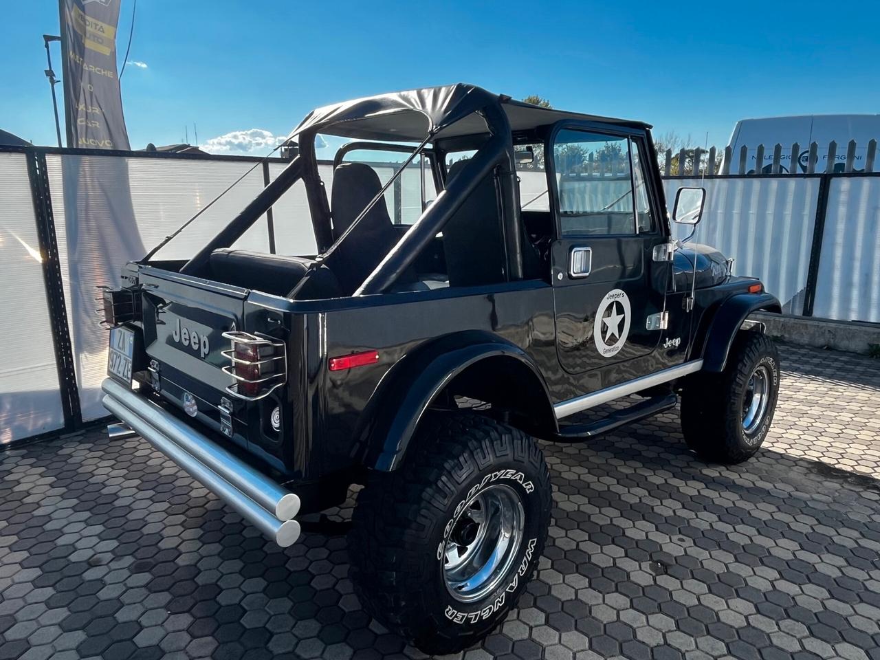 Jeep CJ-7 RENEGADE