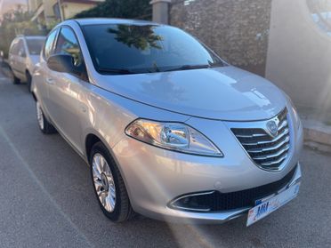 Lancia Ypsilon 1.2 69 CV 5 porte GPL Ecochic Gold