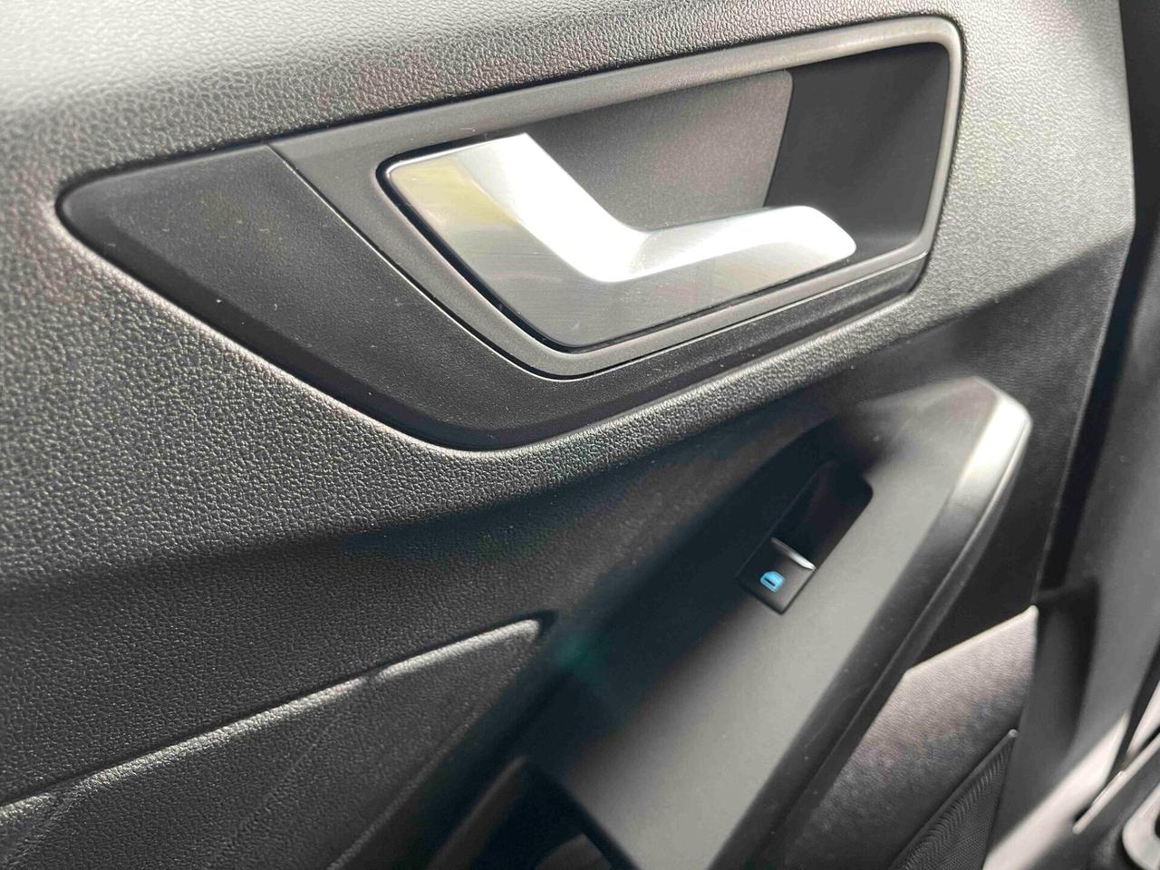 Ford Focus 1.0 EcoBoost Hybrid 125 CV 5p. ST-Line NEOPATENTATI CATENA