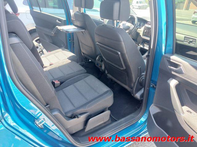 VOLKSWAGEN Touran 1.5 TSI ACT DSG Business BlueMotionTechnology
