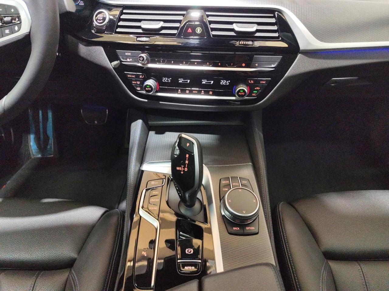 BMW Serie 5 520d Berlina 48V MSport