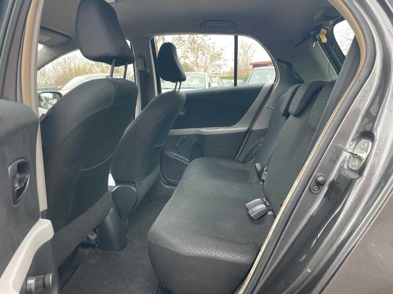 Toyota Yaris 1.3 5 porte M-MT Sol