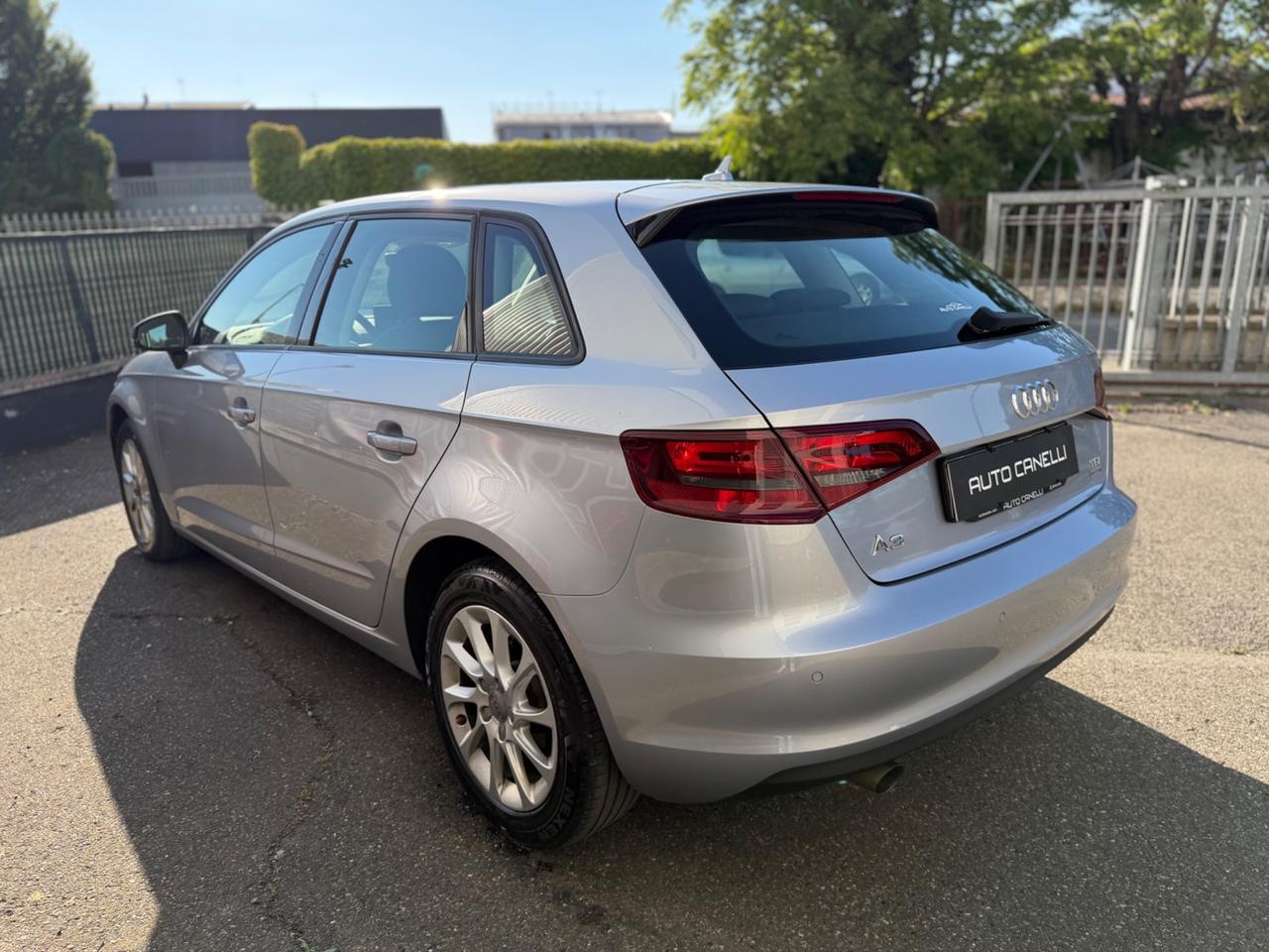 Audi A3 SPB 1.6 TDI ultra Attraction UNICO PROP