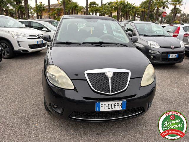 LANCIA Ypsilon 1.3 MJT 75 CV Oro Bianco