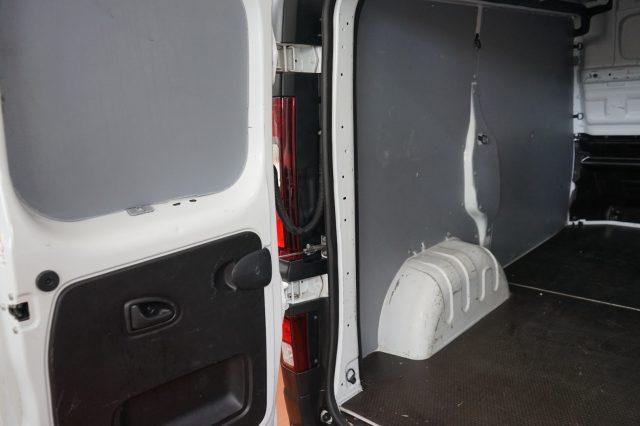 RENAULT Trafic T27 2.0 dCi 110CV PC-TN Furgone Start