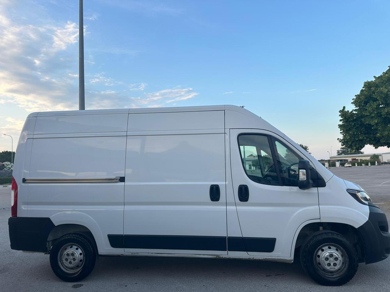 Peugeot Boxer 35 2.2 140cv L2 H2 Nuovo garanzia12