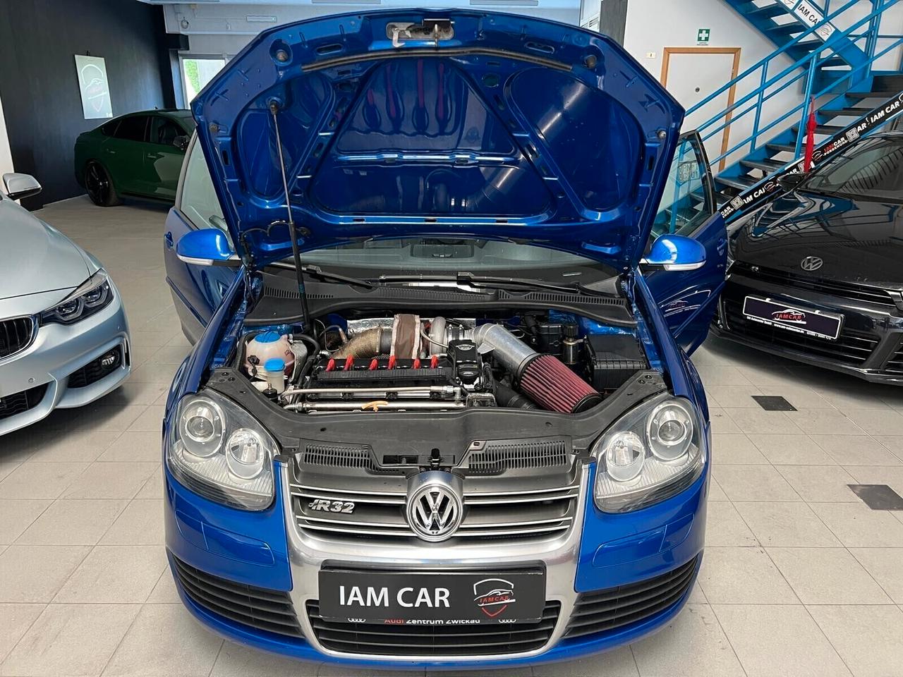 Volkswagen Golf 3.2 VR6 4mot. 3p. DSG R32