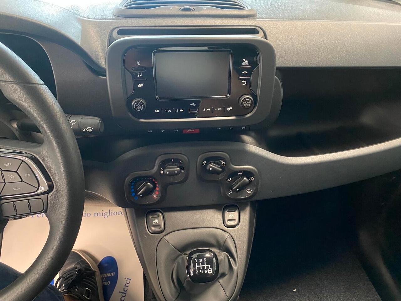 Fiat Panda Icon 1.0 Hybrid 65cv -KMO 2026