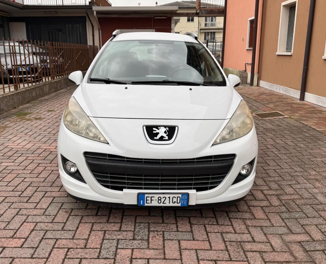 Peugeot 207 1.6 Hdi Ok Neopatentati