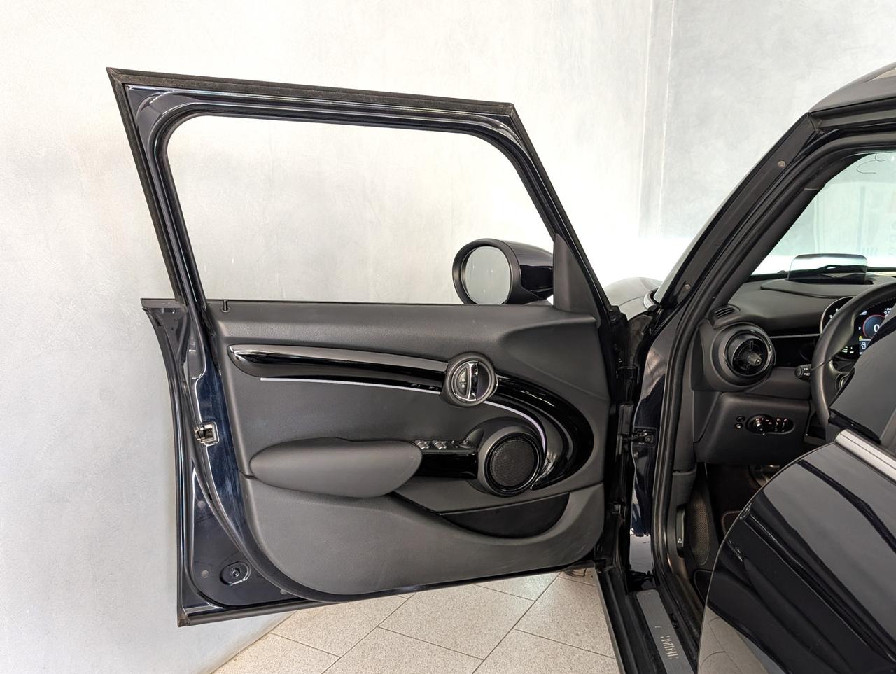 Mini Cooper 1.5 Automatic Cooper Yours