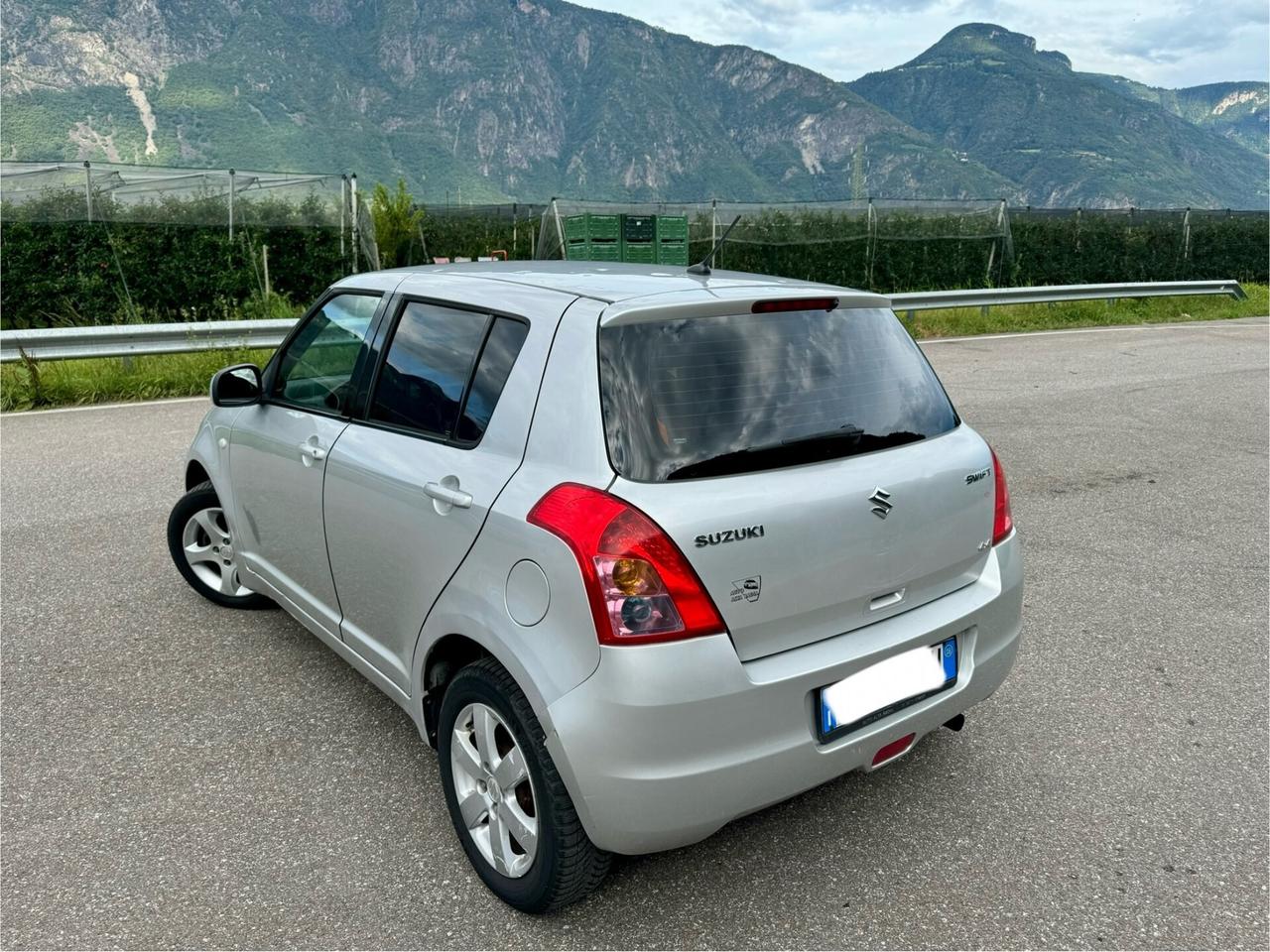 Suzuki Swift 1.3 4x4 5p. GL