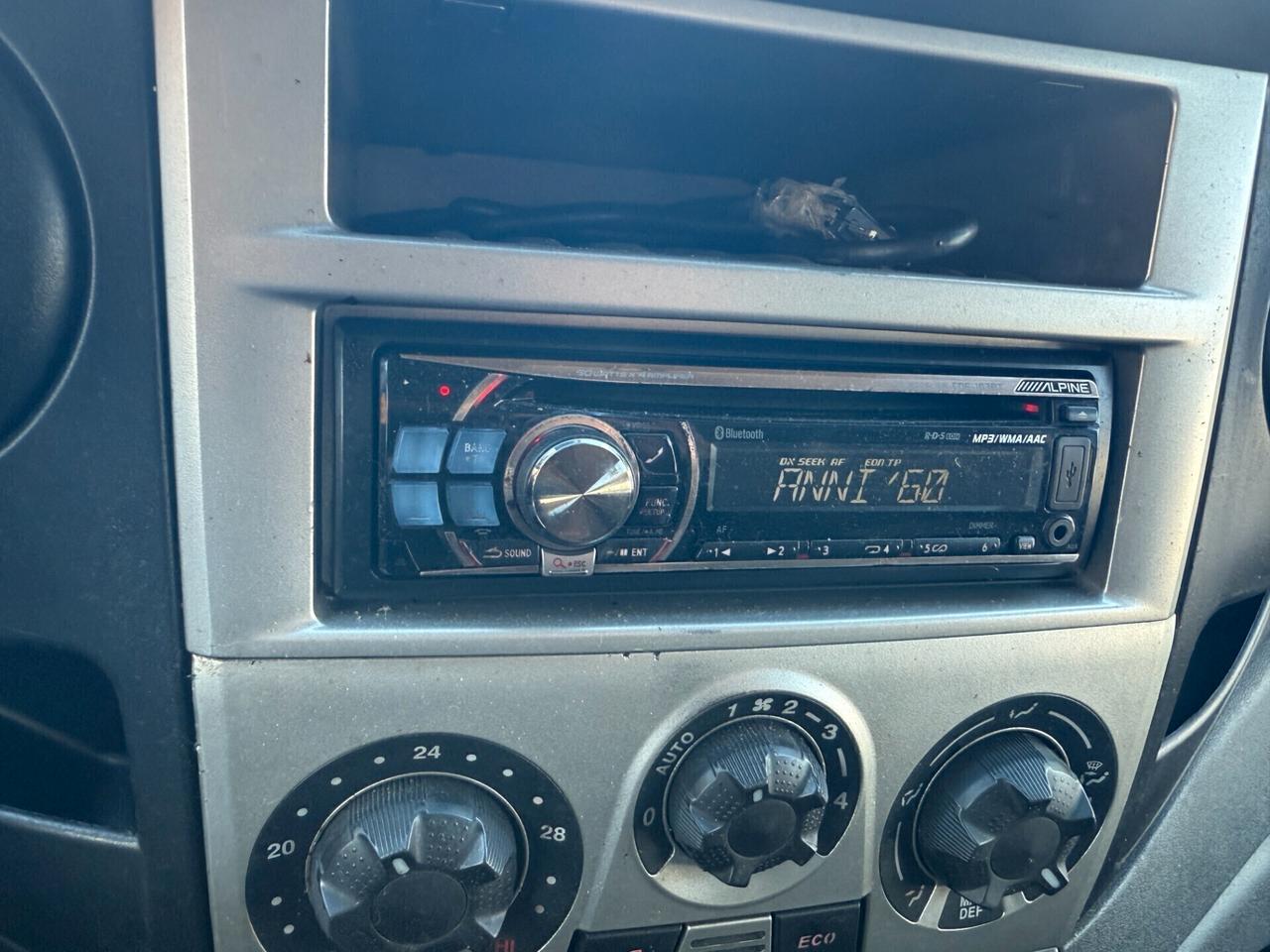 Iveco Daily 35-E4/3.0/SPONDA/TELONATO/2010