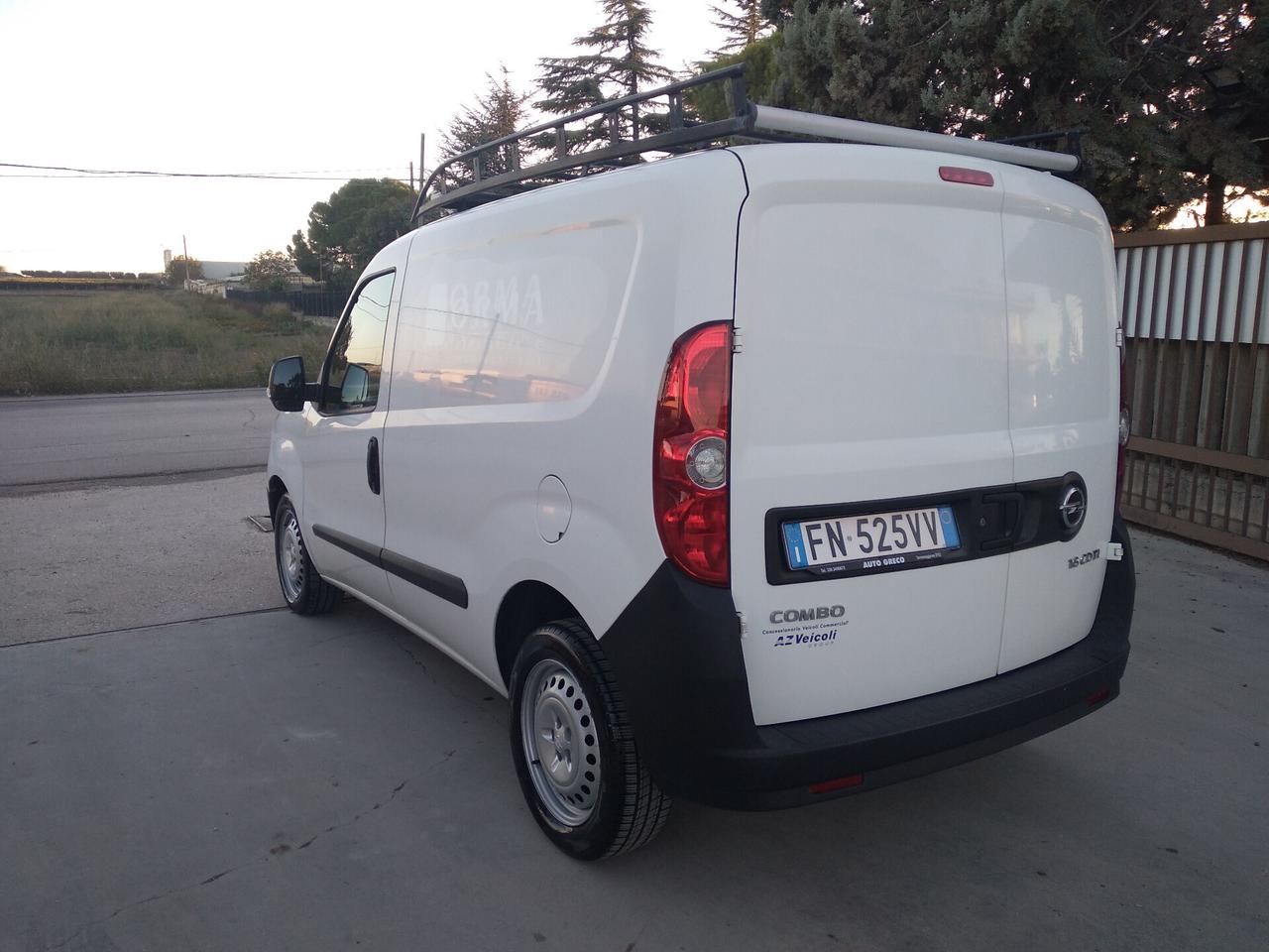 Opel Combo 1.6 CDTi 120CV