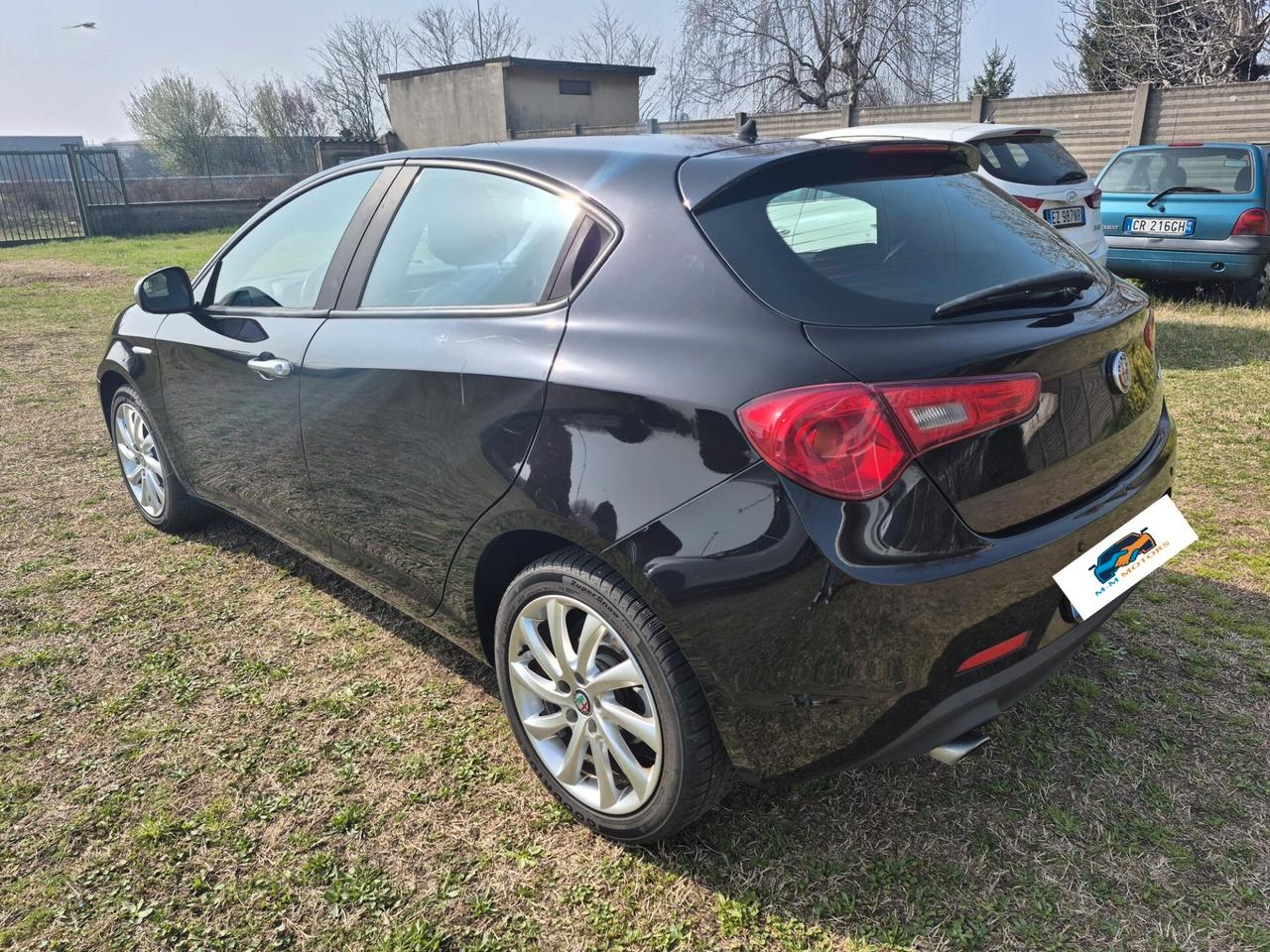 Alfa Romeo Giulietta 1.6 JTDm 120 CV Tech Edition