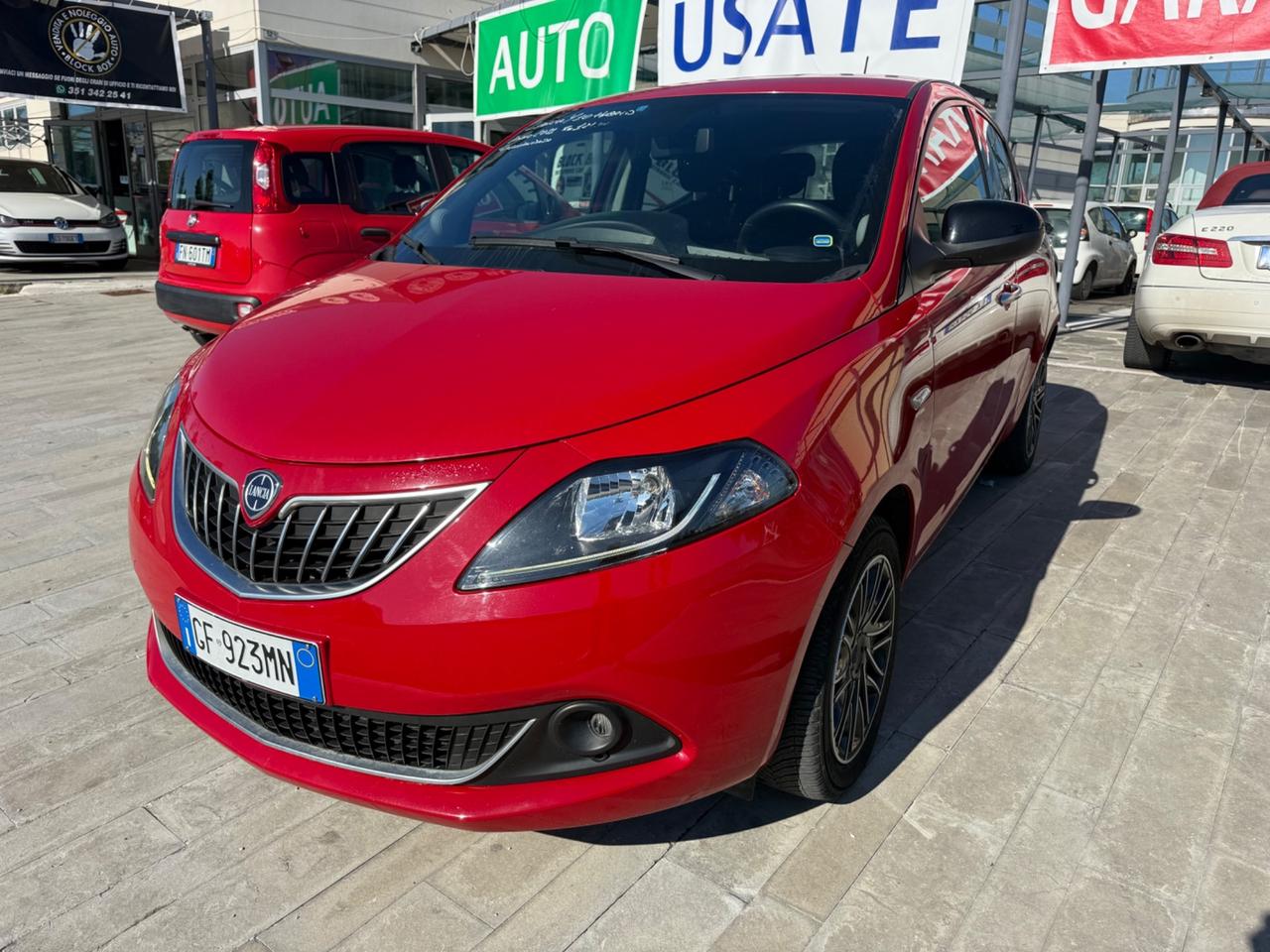 Lancia Ypsilon 1.0 FireFly 5 porte S&S Hybrid Ecochic Gold