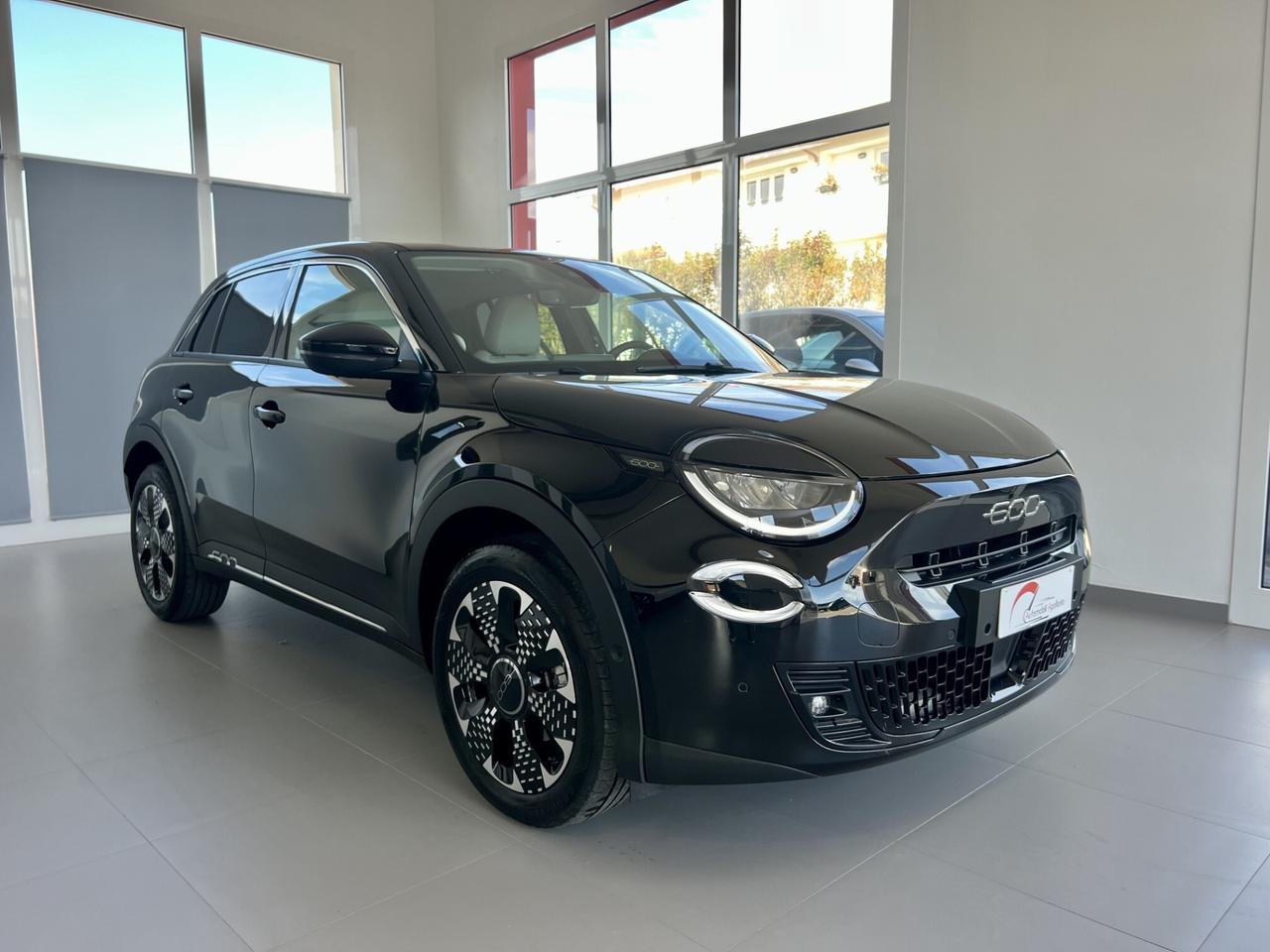 FIAT 600 HYBRID MHEV LA PRIMA - 2024