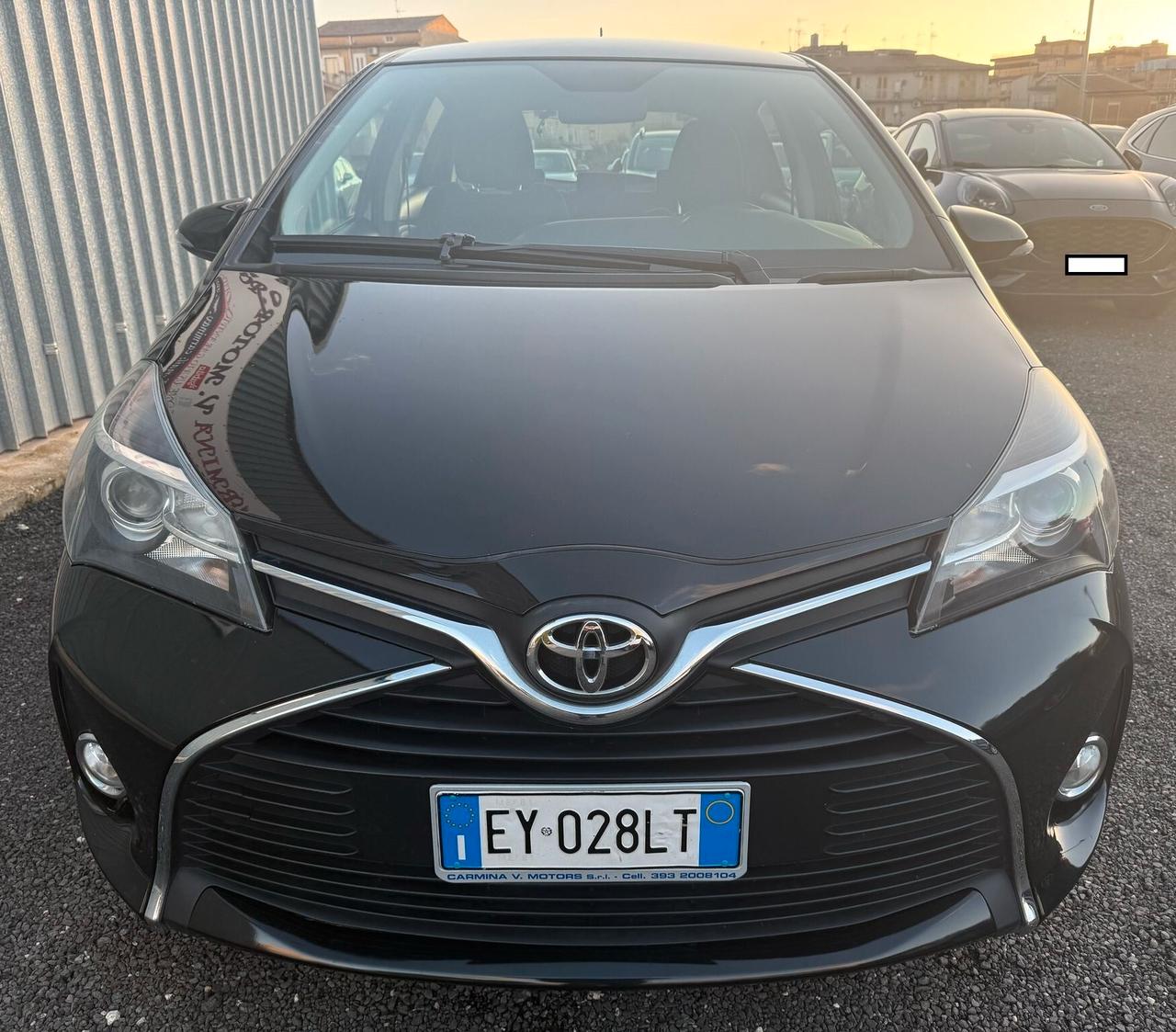 Toyota Yaris 1.0 CAMERA NAVIGATORE