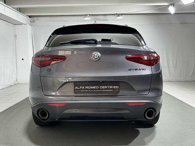 Alfa Romeo Stelvio 2.0 Turbo 200 CV AT8 Q4 B-Tech