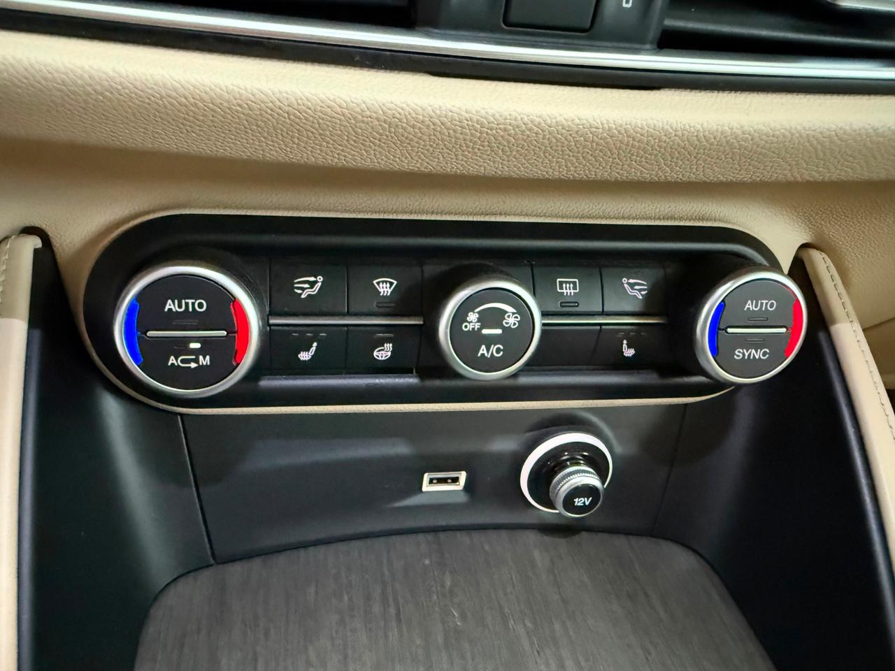 Alfa Romeo Stelvio 2.2 Turbodiesel 210 CV AT8 Q4 Executive