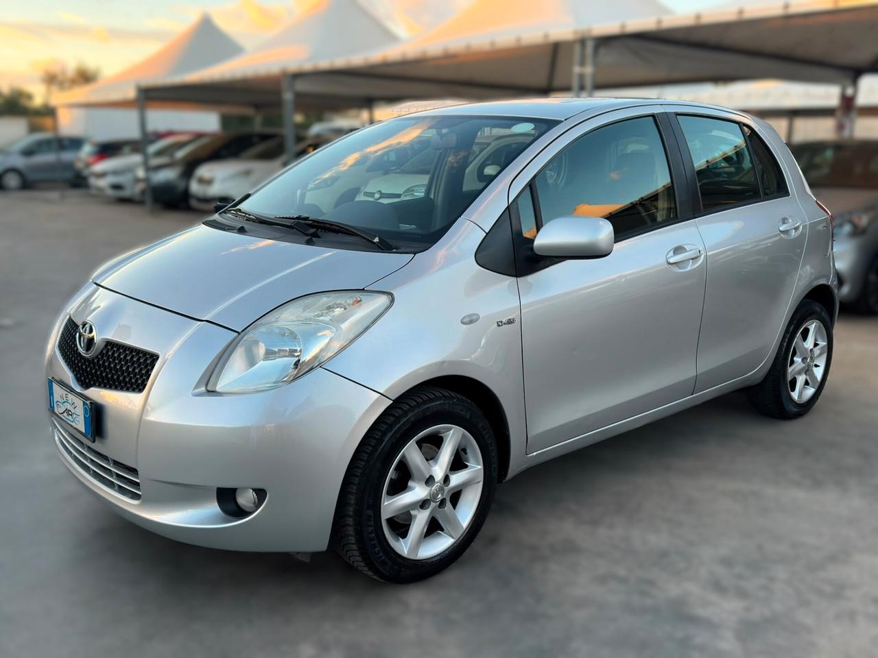 Toyota Yaris 1.4 D-4D 5 porte Sol