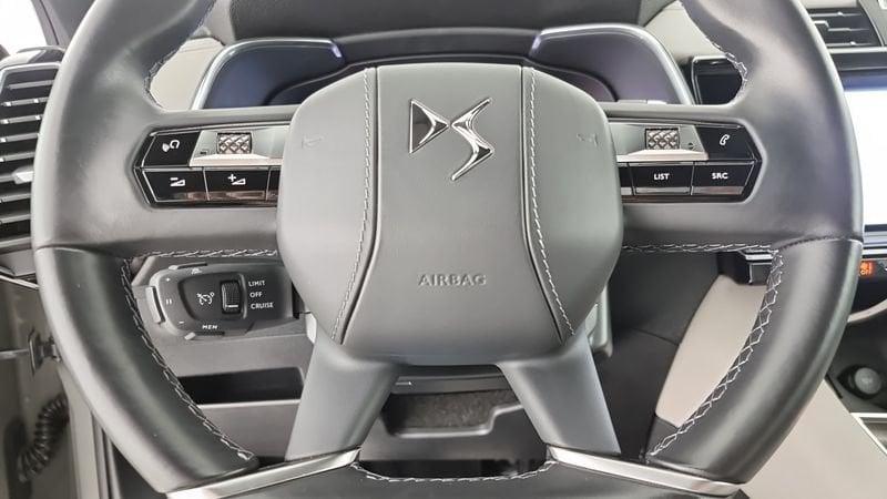 DS DS 7 E-Tense 300 4x4 Opera