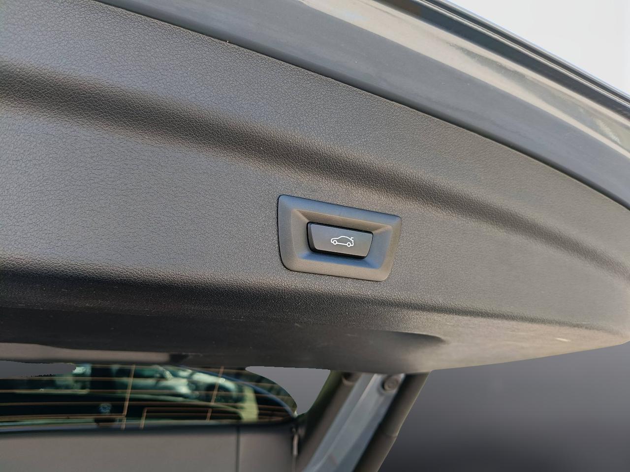 BMW X1 U11 - X1 sdrive18d auto