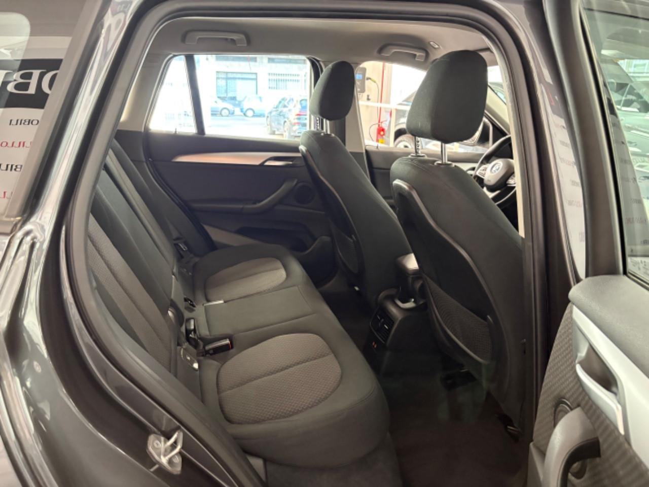 BMW X1 xdrive25e Business Advantage auto
