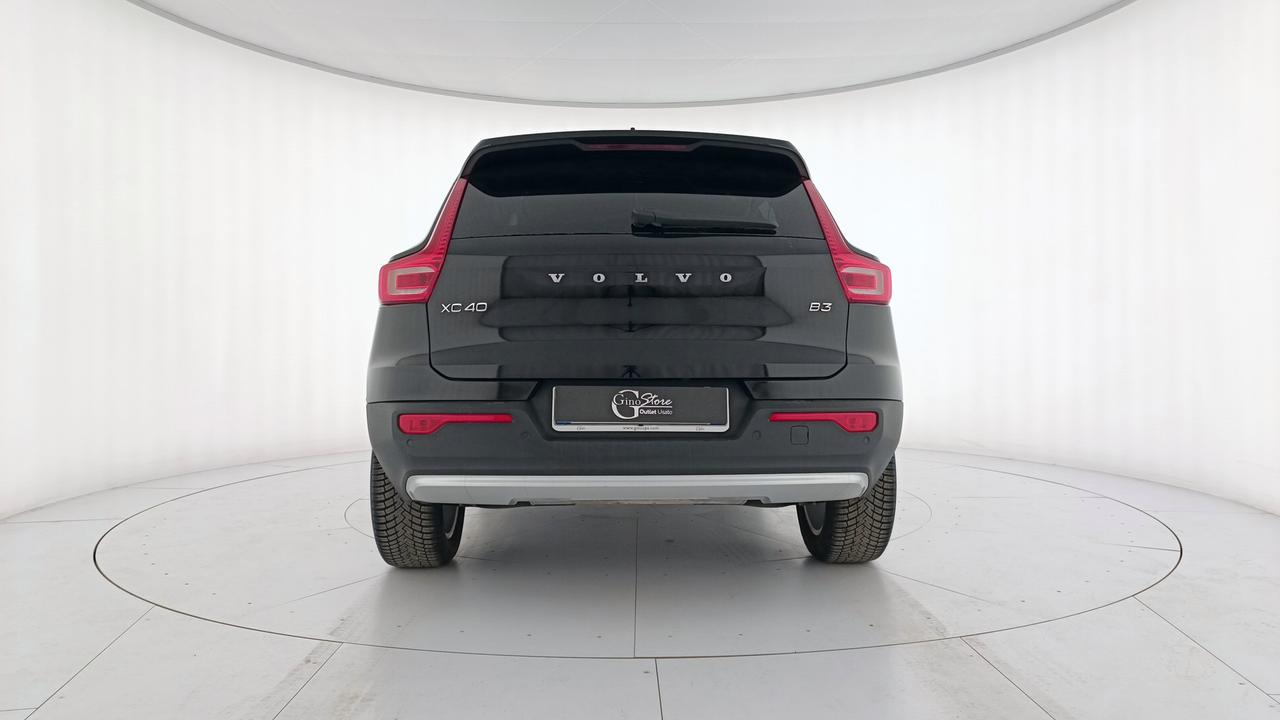 VOLVO XC40 2.0 b3 Core auto