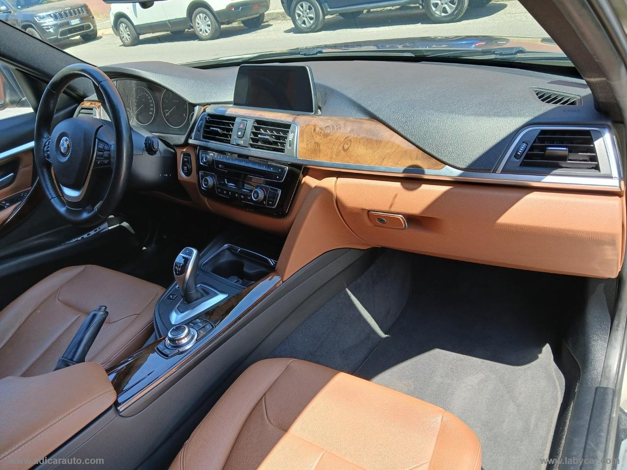 BMW 320d xDrive Touring Luxury